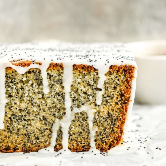 Poppy Seed Pound Cake