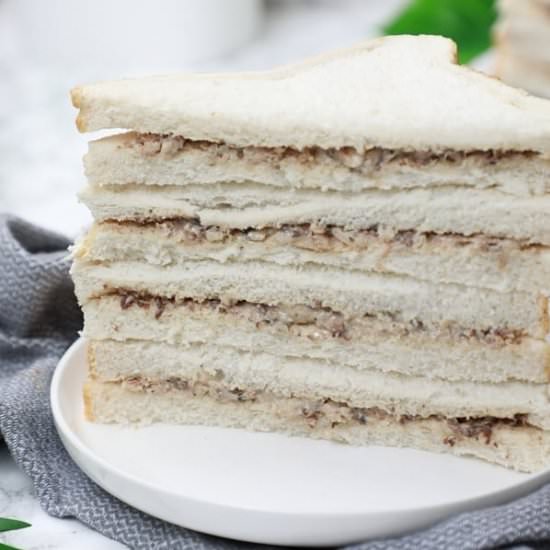Easy Sardine Sandwich