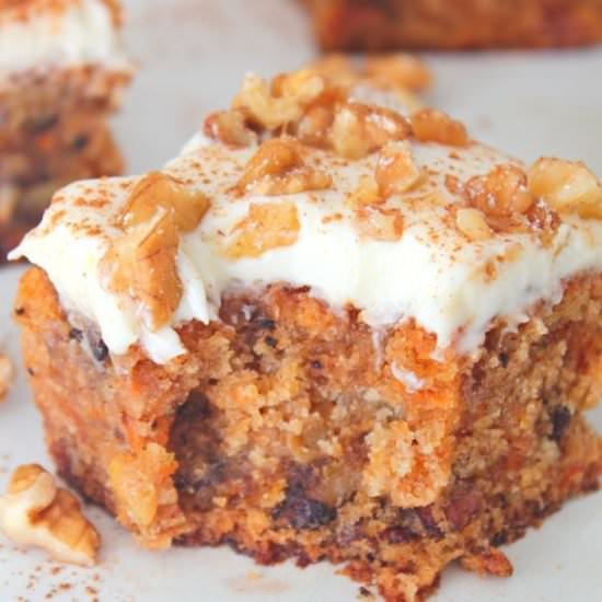 CARROT CAKE BARS