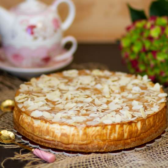 Cheesecake with dulce de leche