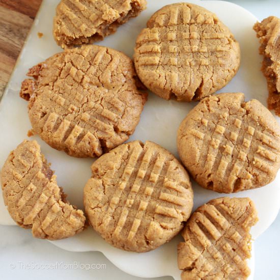 Easy Keto Peanut Butter Cookies