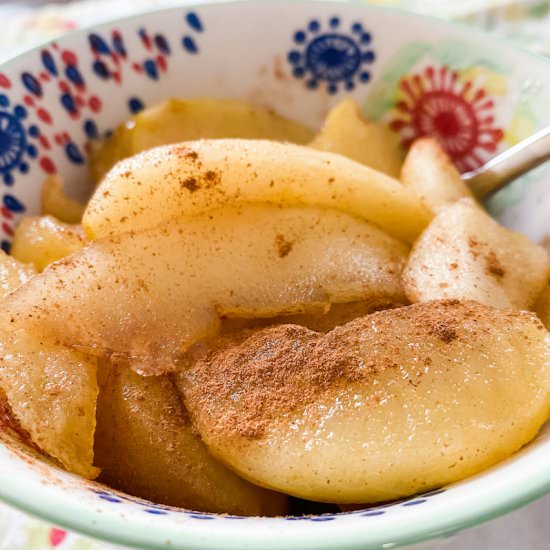 Stovetop Cinnamon Apples