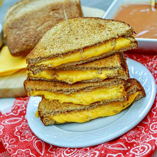 Air Fryer Grilled Cheese Sandwiches