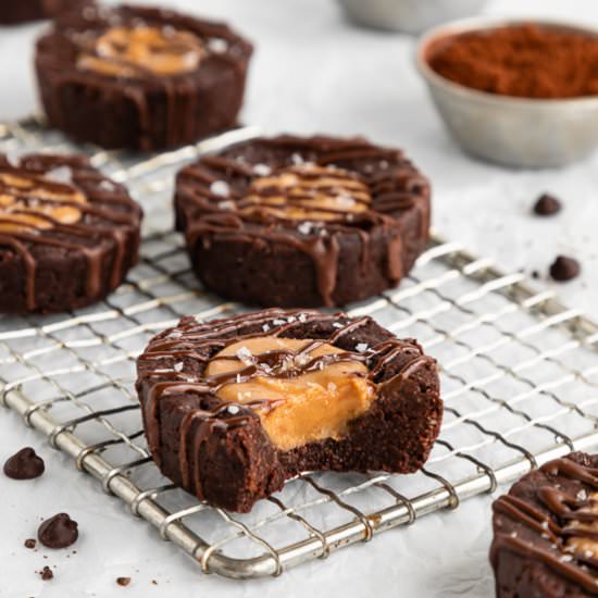 No Bake Peanut Butter Brownie Cups