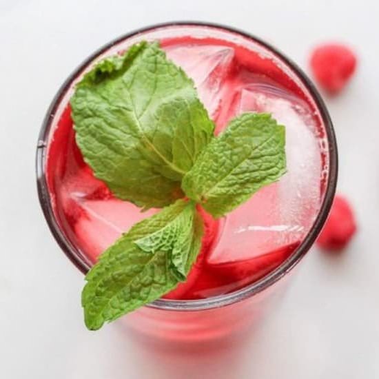 Hibiscus-Green Iced Tea
