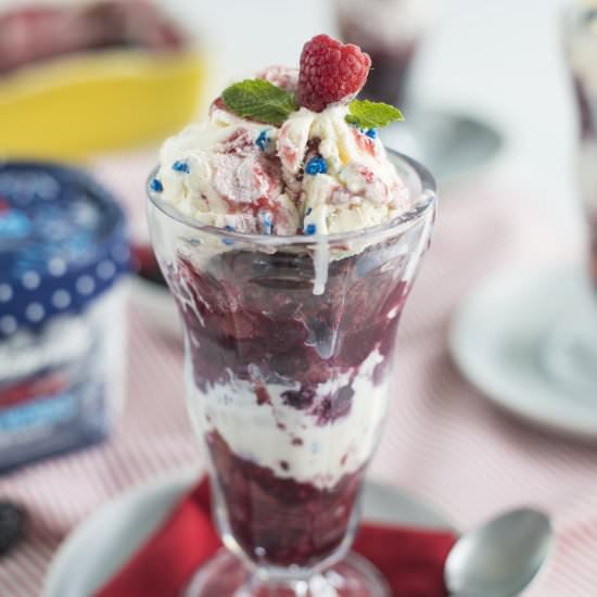 Red Velvet Cobbler Sundaes