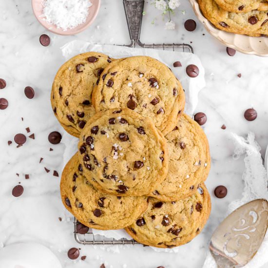Vegan Chocolate Chip Cookies