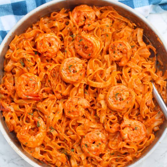 Creamy Tomato Shrimp Tagliatelle