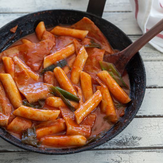 Spicy Korean Rice Cakes