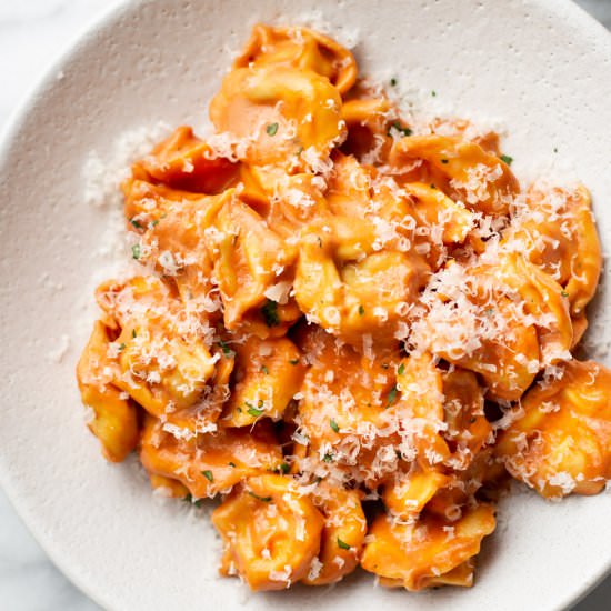 creamy tomato tortellini