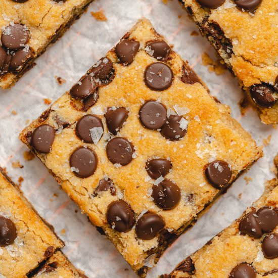 Chocolate Chip Cookie BArs (Keto)