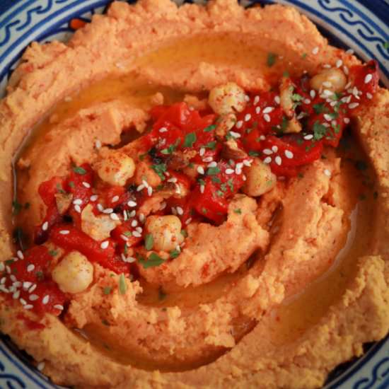 ROASTED RED PEPPERS HUMMUS RECIPE