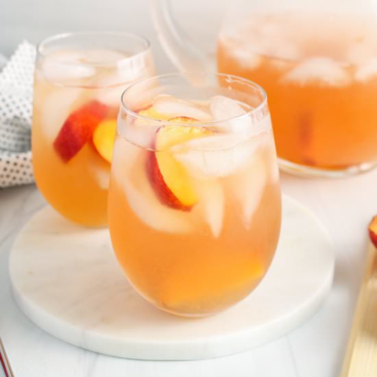 Oolong Peach Iced tea