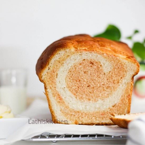 Instant pot Beetroot swirl bread