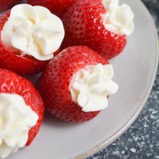 low carb cheesecake strawberries