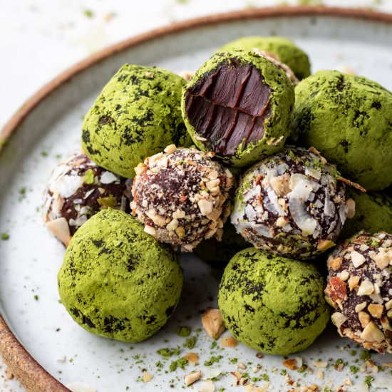 Homemade Chocolate Truffles