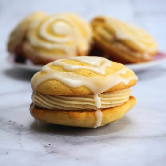 lemon vanilla whoopie pies