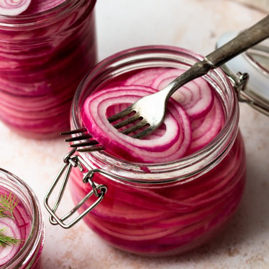 Easy Quick Pickled Onions