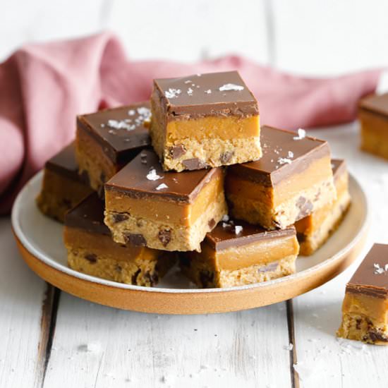 Vegan Cookie Dough Caramel Slices