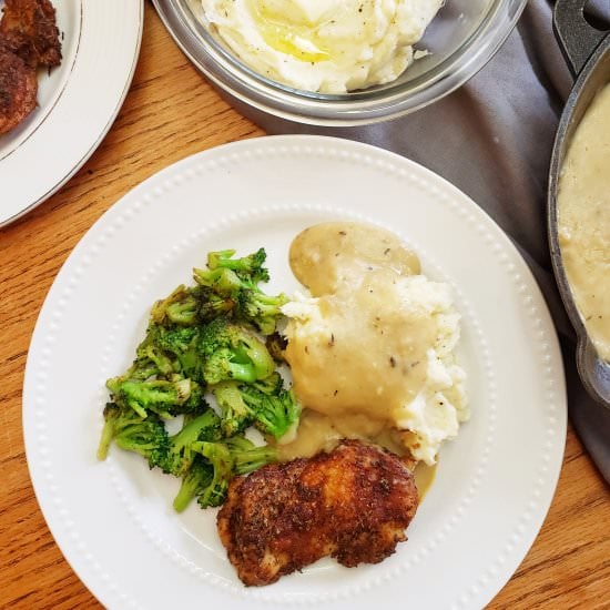 Pan-seared Chicken Thigh with Gravy