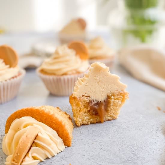 Caramelised White Chocolate Cupcake