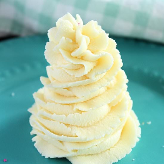 Marshmallow Buttercream Frosting