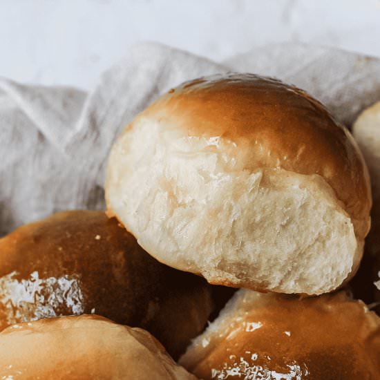 Sourdough Dinner Rolls