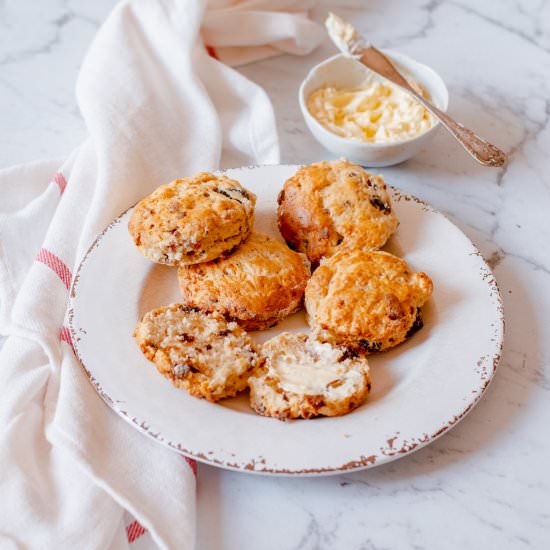 Date Scones