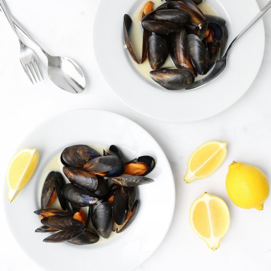 Steamed Mussels in White Wine