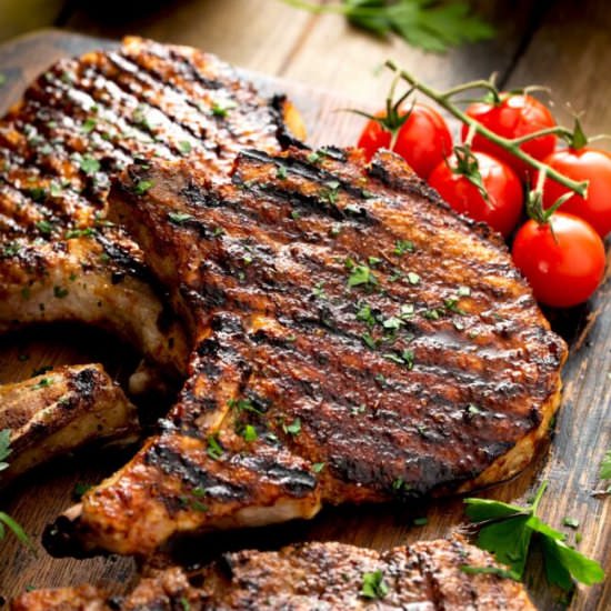 The Best Grilled Pork Chops Recipe
