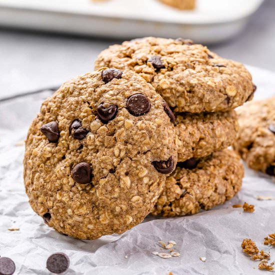 PEANUT BUTTER OATMEAL COOKIES