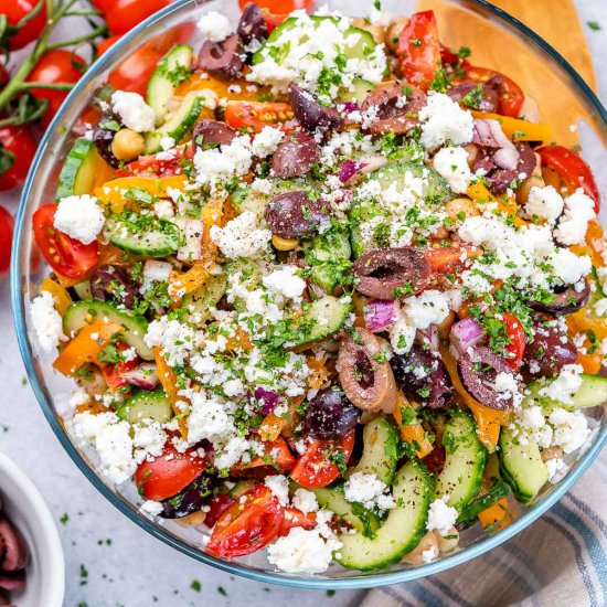 GREEK CHICKPEA SALAD