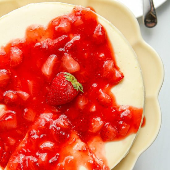 Instant Pot Strawberry Cheesecake