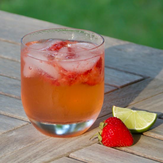 Simple Strawberry Cocktails