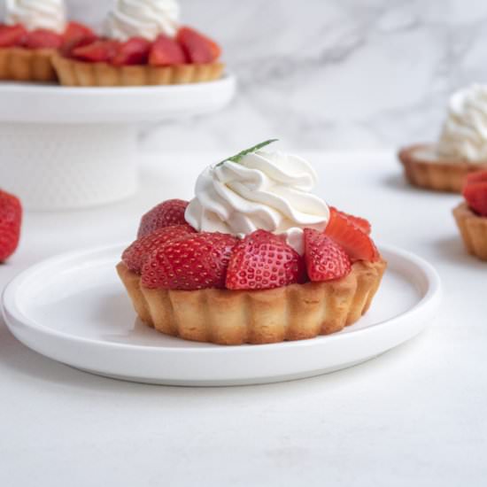 Strawberry and Rhubarb Tartlets