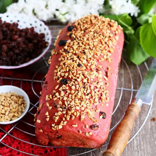 Beetroot Raisin Loaf