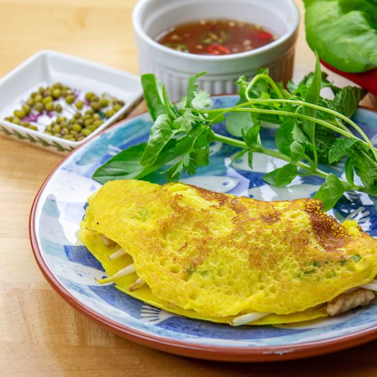 Banh Xeo – Crispy Vietnamese Crepe