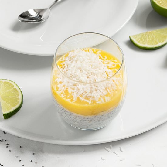 Coconut Mango Chia Pudding