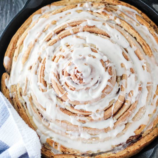 Skillet Cinnamon Roll Cake