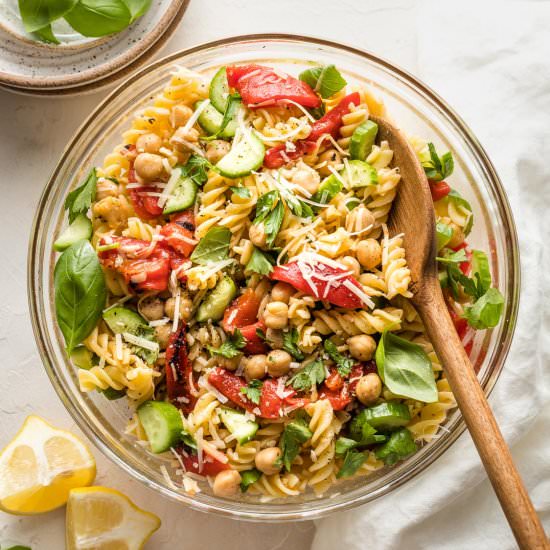Pasta Salad with Chickpeas