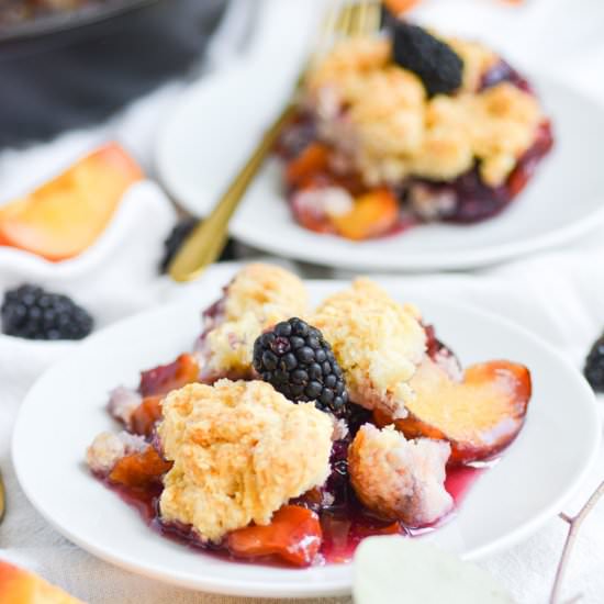 Vegan Peach Blackberry Cobbler