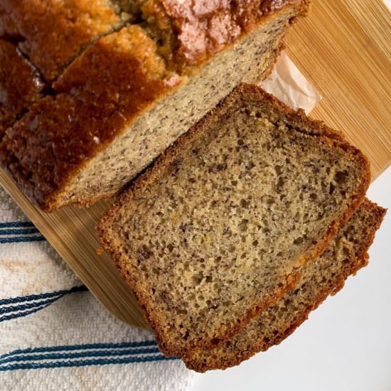 Easy Moist Banana Bread