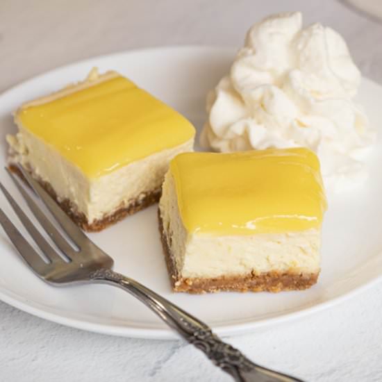 Lemon Cheesecake Bites