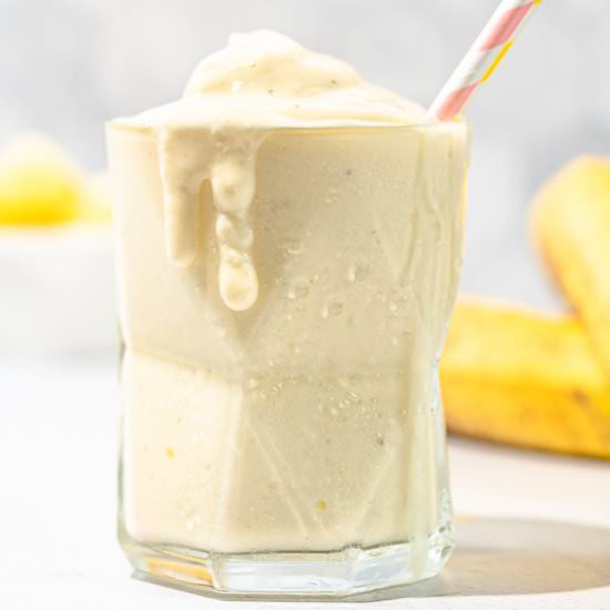 Pineapple Banana Smoothie