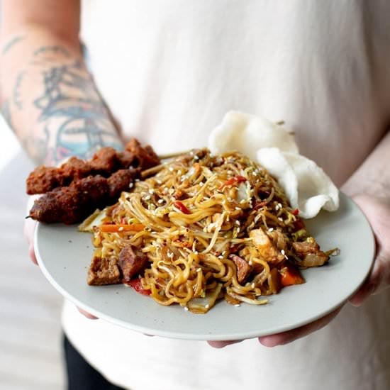 Vegan Mi Goreng in 15 Minutes
