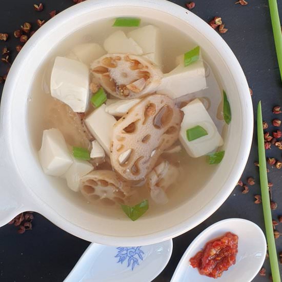 Lotus root and tofu soup