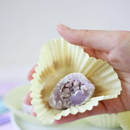 Taro Mochi
