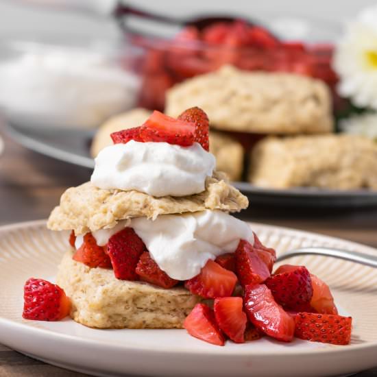 Strawberry Banana Shortcakes