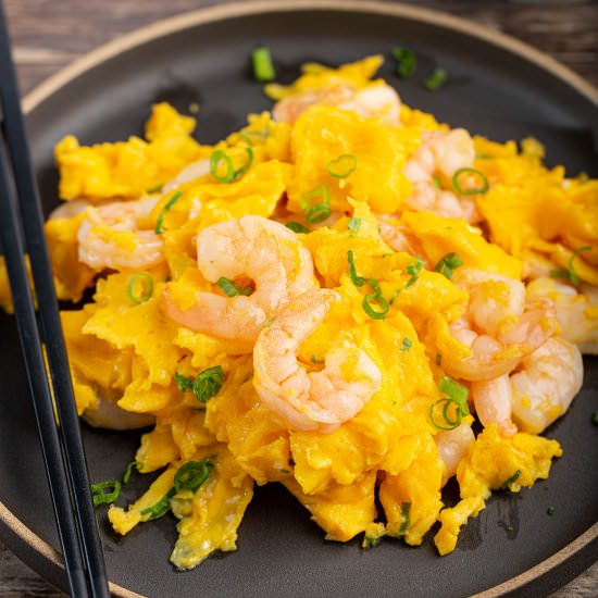 Stir-Fried Shrimps and Eggs