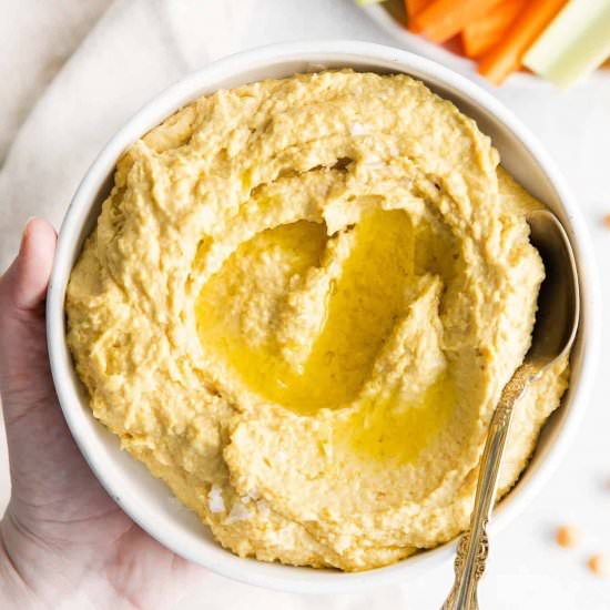 Easy Homemade Hummus